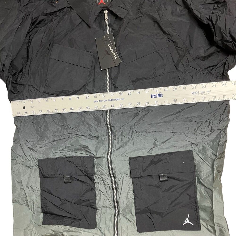 Nike Air Jordan Jacket WMNS‎ XL Black Windbreaker  CU6319-010 Sporty Reflective - Picture 6 of 15